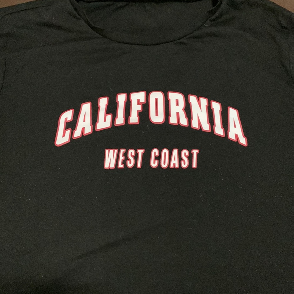 cropped t-shirt